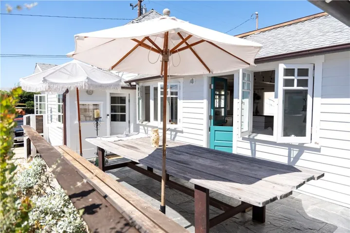 255 Center Street, Laguna Beach, California 92651