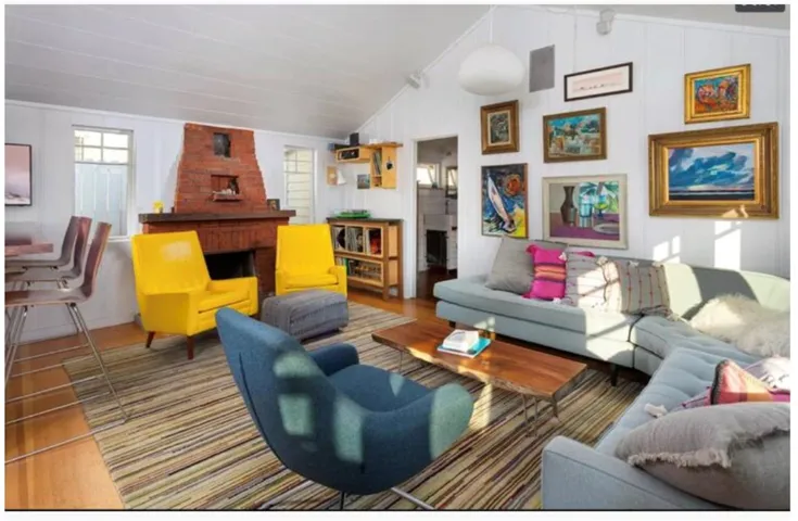 255 Center Street, Laguna Beach, California 92651