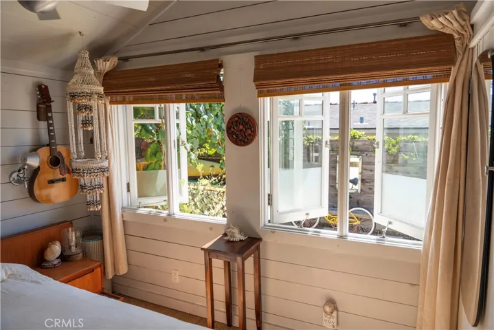 255 Center Street, Laguna Beach, California 92651