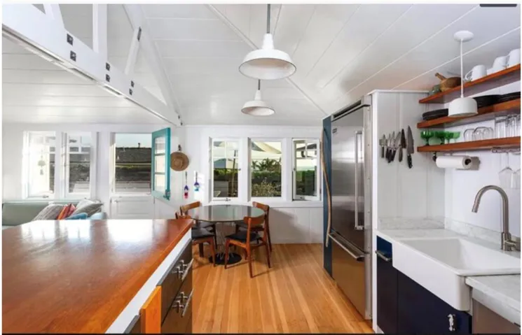 255 Center Street, Laguna Beach, California 92651