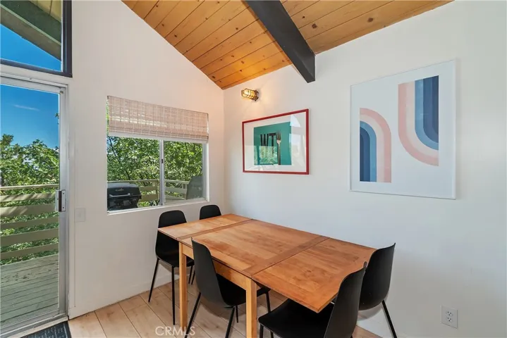 1219 Klondike Drive, Lake Arrowhead, California 92352