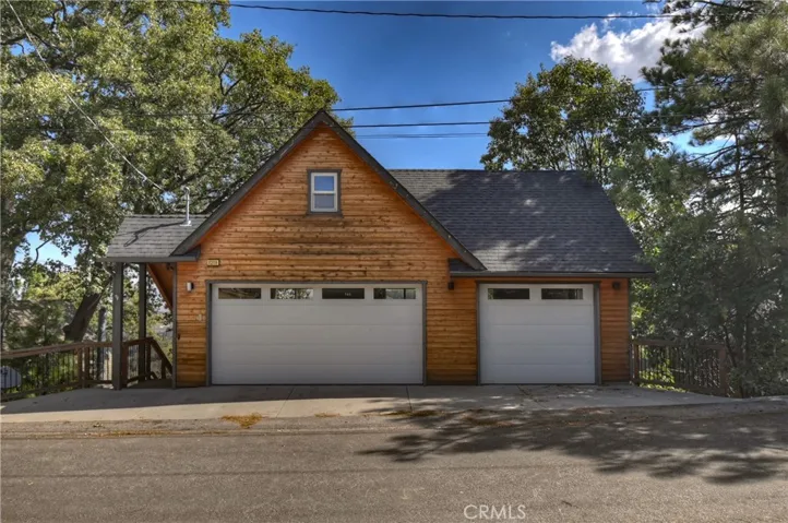 1219 Klondike Drive, Lake Arrowhead, California 92352