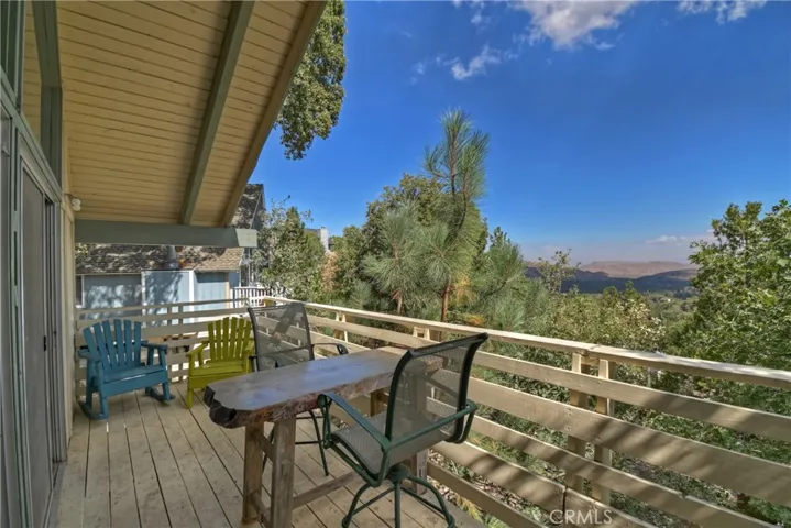 1219 Klondike Drive, Lake Arrowhead, California 92352
