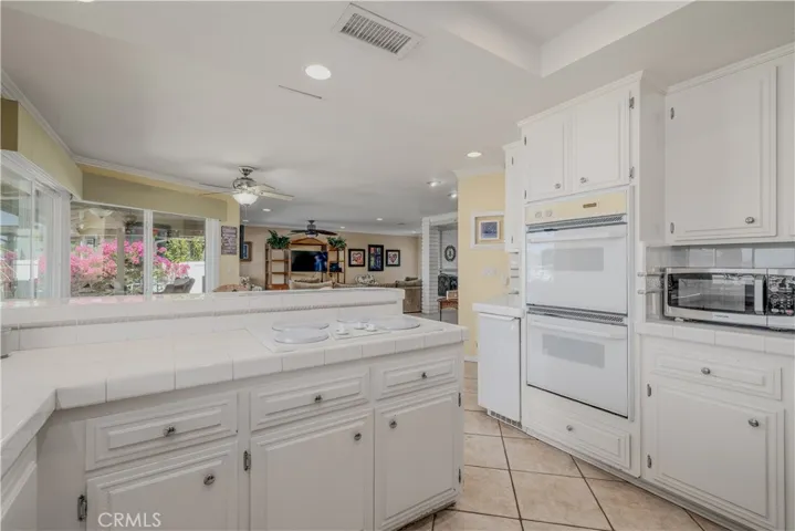 30333 Emperor Drive, Canyon Lake, California 92587
