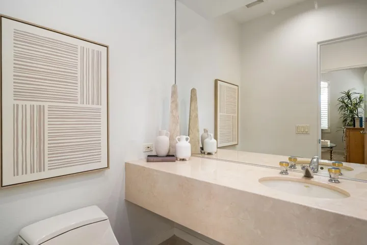 POWDER ROOM
