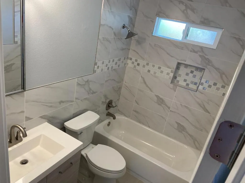 1133 Jervis Avenue, East Palo Alto, California 94303 home-pic-9