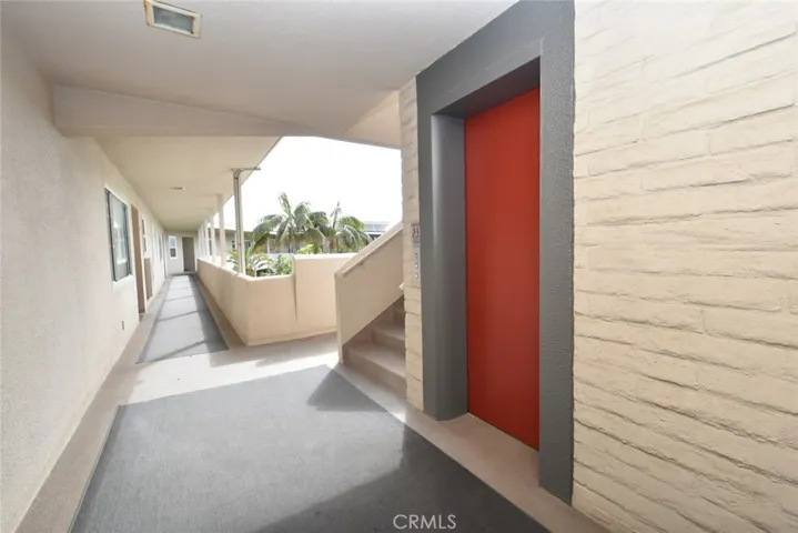 Elevator access from garage area to 1st level of residence