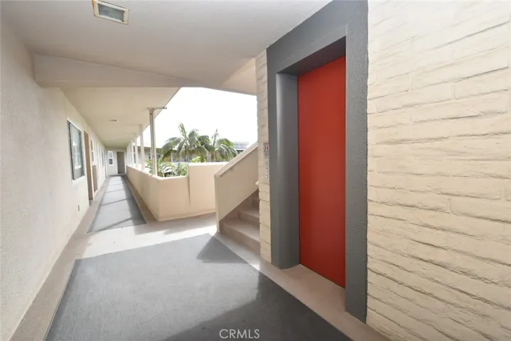 Elevator access from garage area to 1st level of residence