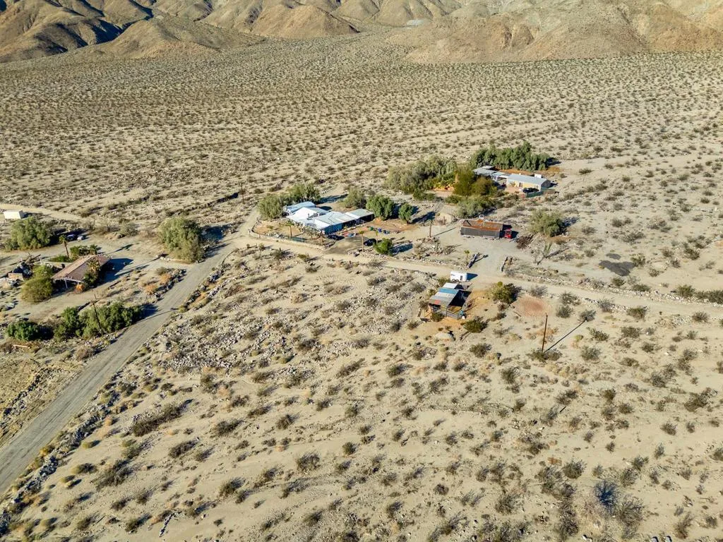 75760 Skyline Drive, Desert Hot Springs, California 92241 home-pic-44