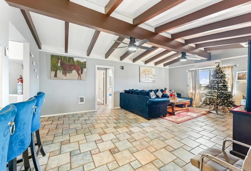 75760 Skyline Drive, Desert Hot Springs, California 92241 home-pic-23