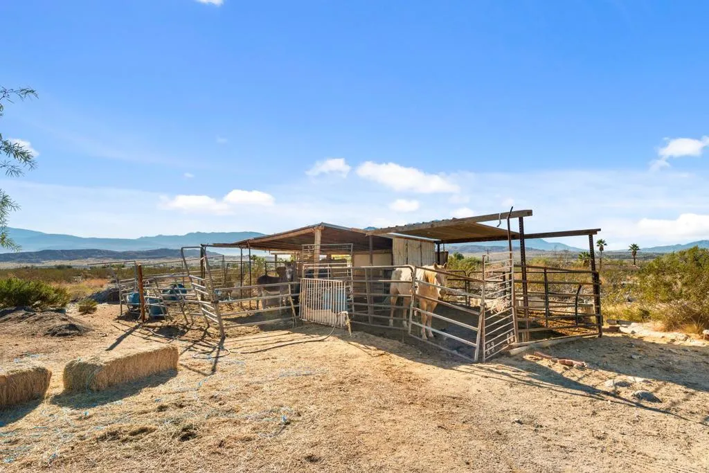 75760 Skyline Drive, Desert Hot Springs, California 92241 home-pic-34