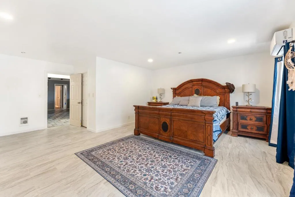 75760 Skyline Drive, Desert Hot Springs, California 92241 home-pic-11