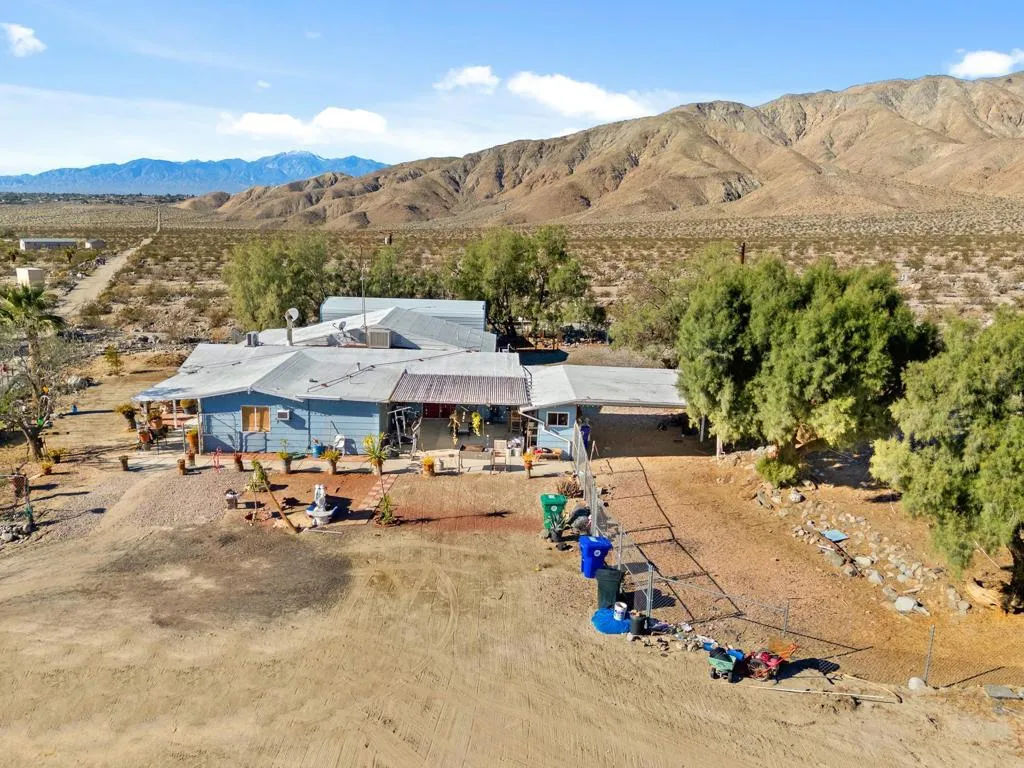 75760 Skyline Drive, Desert Hot Springs, California 92241 home-pic-35
