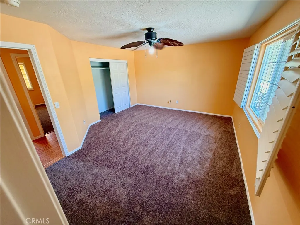 54822 El Prado Trail, Yucca Valley, California 92284 home-pic-11