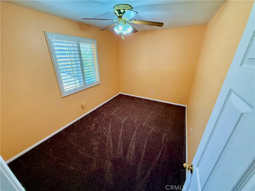 54822 El Prado Trail, Yucca Valley, California 92284 home-pic-14