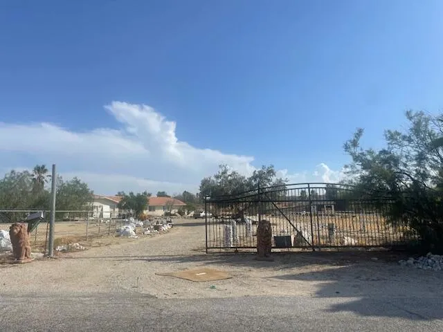 19100 Ford Avenue, Desert Hot Springs, California 92241 home-pic-3