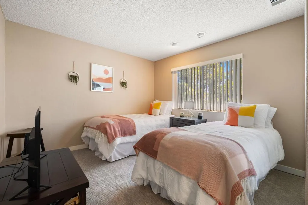 23-web-or-mls-2H8A3954
