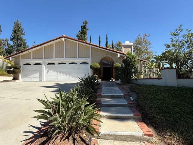 5031 Vista Montana, Yorba Linda, California 92886