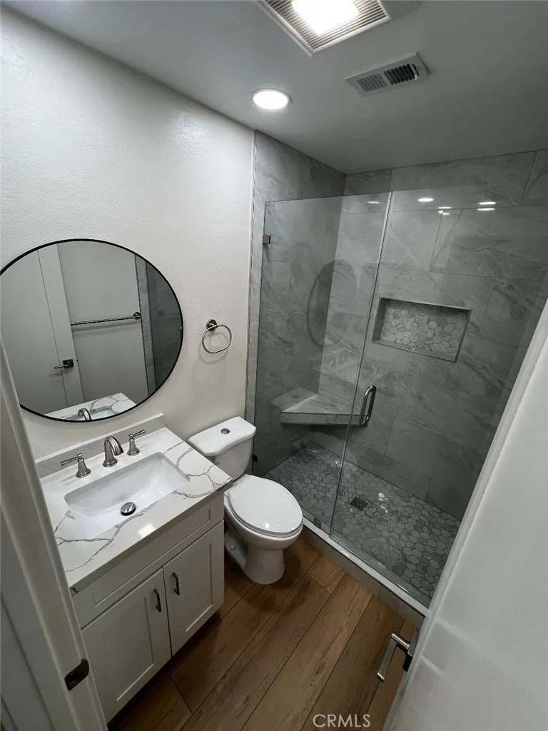 2511 W Sunflower Avenue P6, Santa Ana, California 92704 home-pic-2