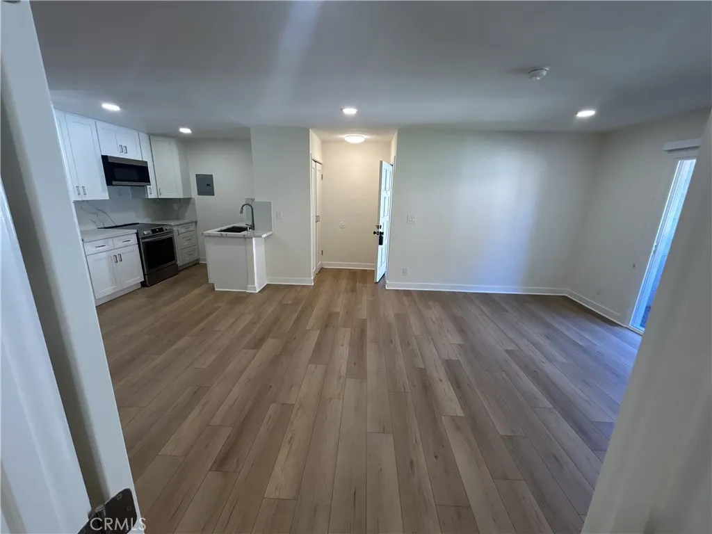 2511 W Sunflower Avenue P6, Santa Ana, California 92704 home-pic-14