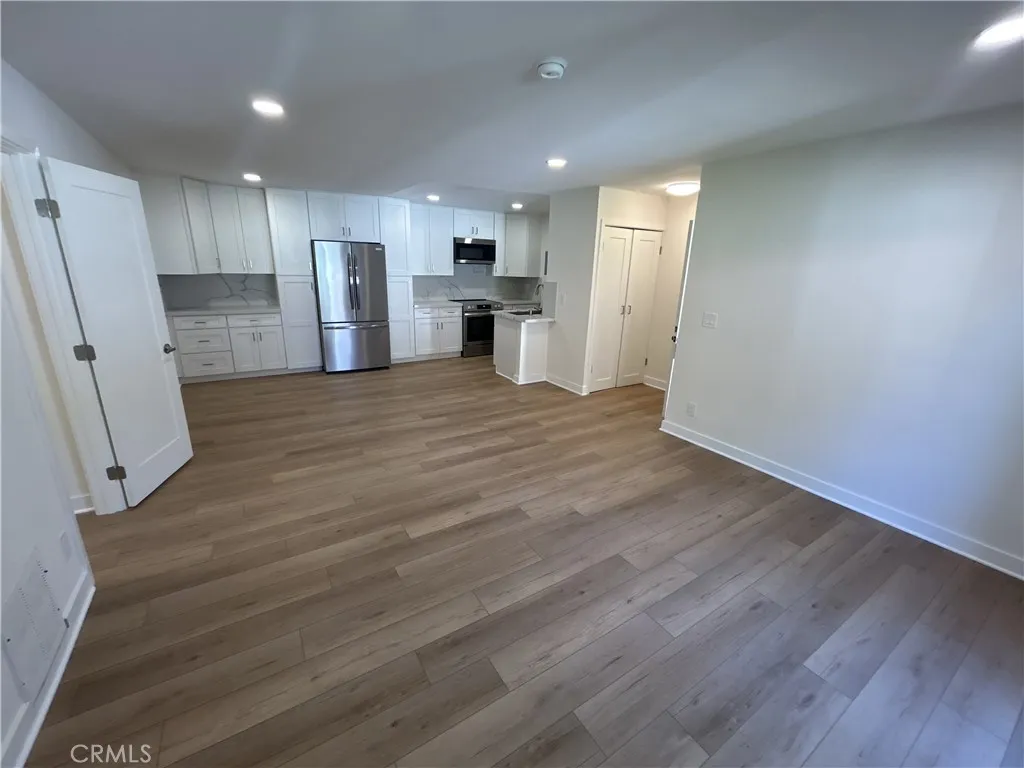 2511 W Sunflower Avenue P6, Santa Ana, California 92704 home-pic-23