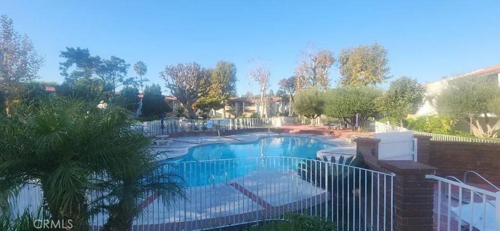 2511 W Sunflower Avenue P6, Santa Ana, California 92704 home-pic-28