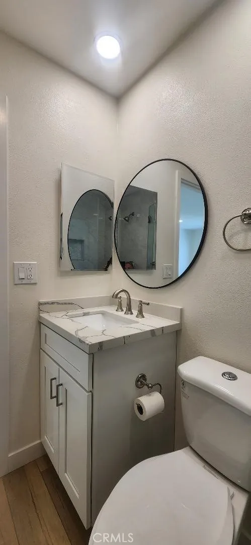 2511 W Sunflower Avenue P6, Santa Ana, California 92704 home-pic-17