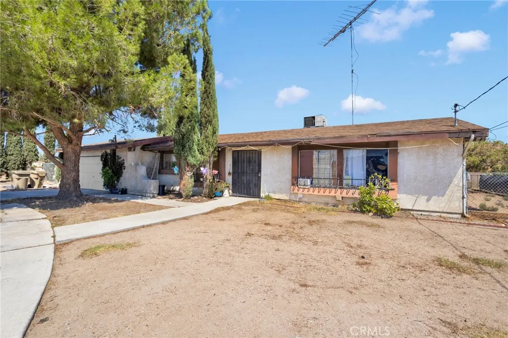 14720 Main Street, Hesperia, California 92345 home-pic-2