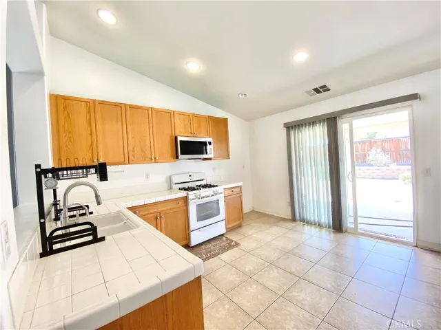 10951 Hillsborough Street, Adelanto, California 92301