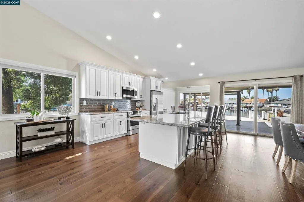 51 Discovery Bay Blvd, Discovery Bay, California 94505 home-pic-9