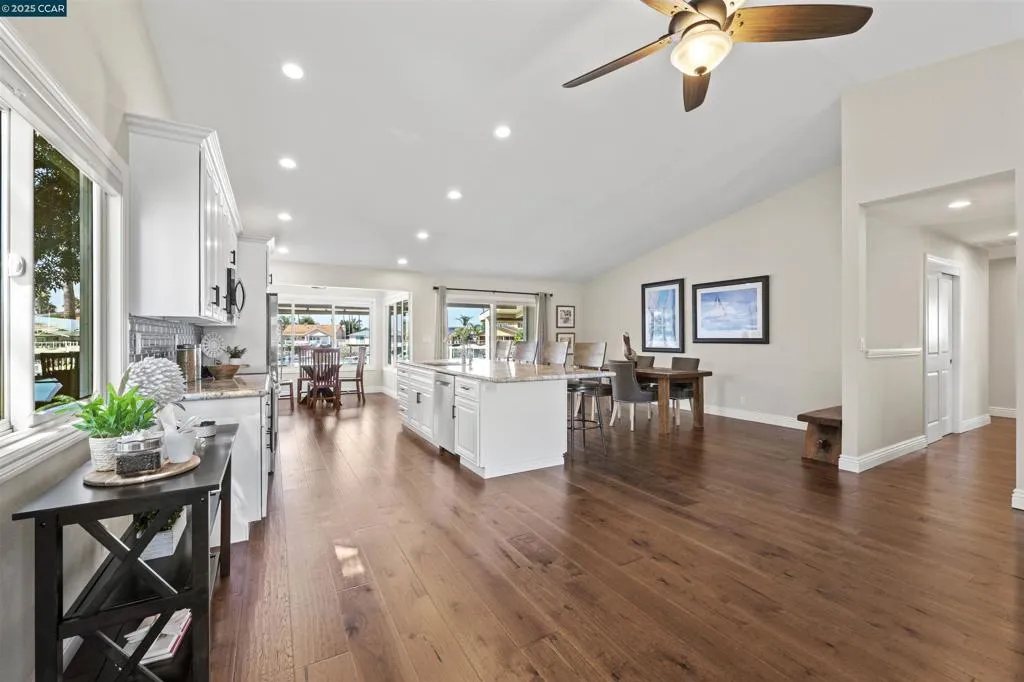 51 Discovery Bay Blvd, Discovery Bay, California 94505 home-pic-8