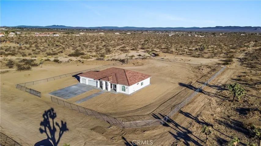 6374 Cayucos Drive, Phelan, California 92371