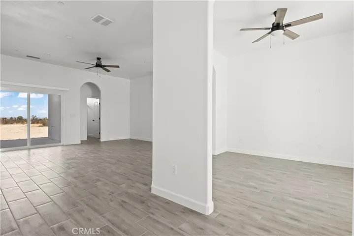 6374 Cayucos Drive, Phelan, California 92371