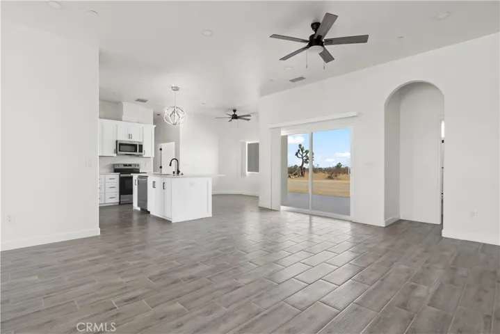 6374 Cayucos Drive, Phelan, California 92371