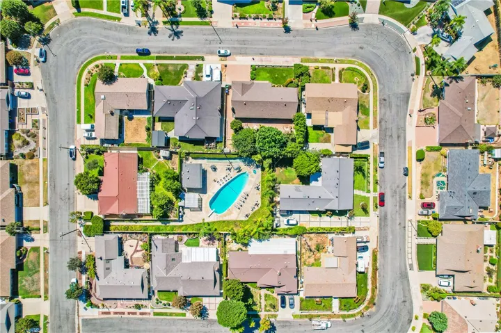 This exclusive neighborhood has only 31 homes. In the center of the square is a lovely pool and recreation area. Wonderful for friends and family to gather.