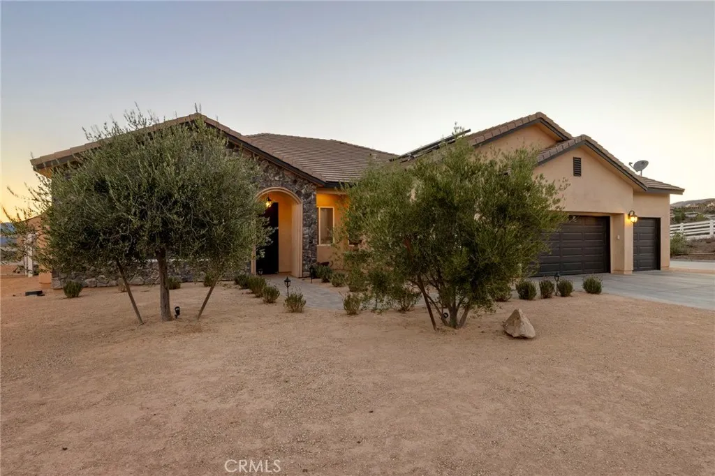 34468 Katrina Street, Acton, California 93510 home-pic-4