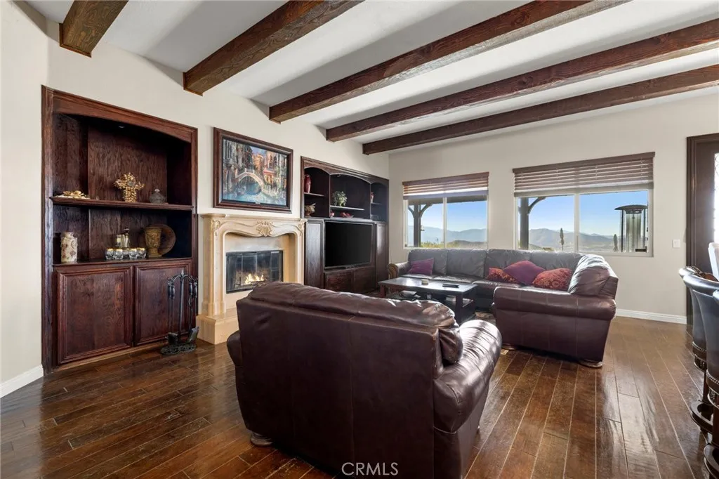 34468 Katrina Street, Acton, California 93510 home-pic-11