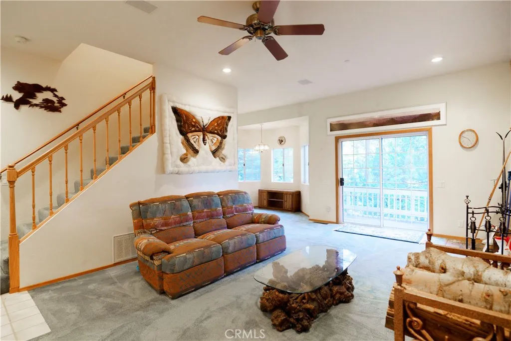 27381 Cottonwood Lane, Lake Arrowhead, California 92317 home-pic-5