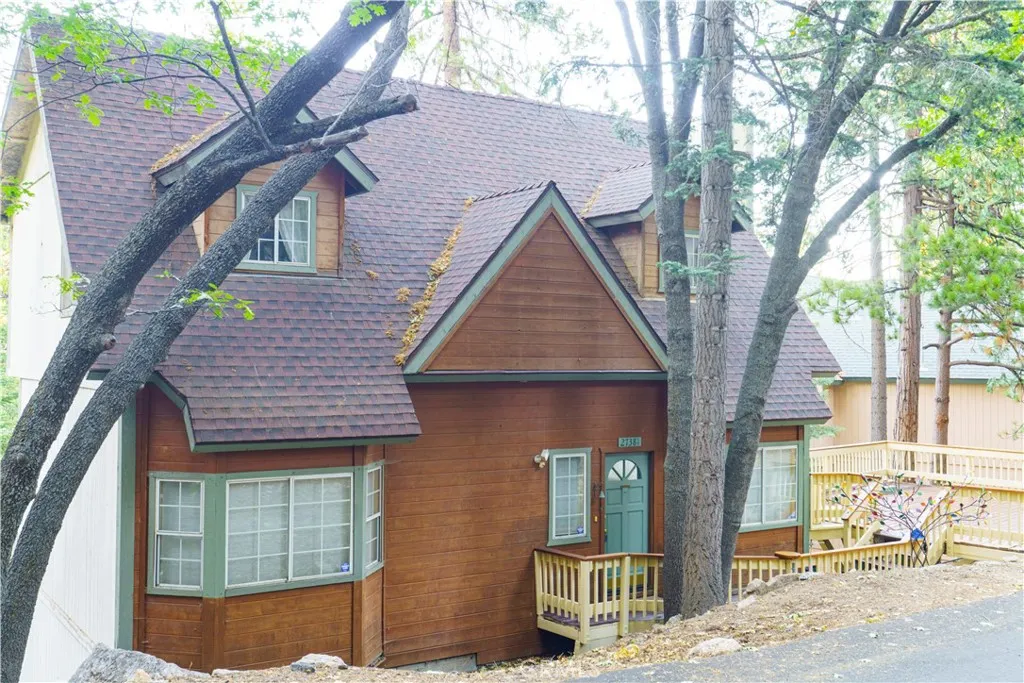 27381 Cottonwood Lane, Lake Arrowhead, California 92317 home-pic-0