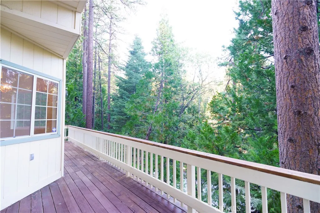 27381 Cottonwood Lane, Lake Arrowhead, California 92317 home-pic-24
