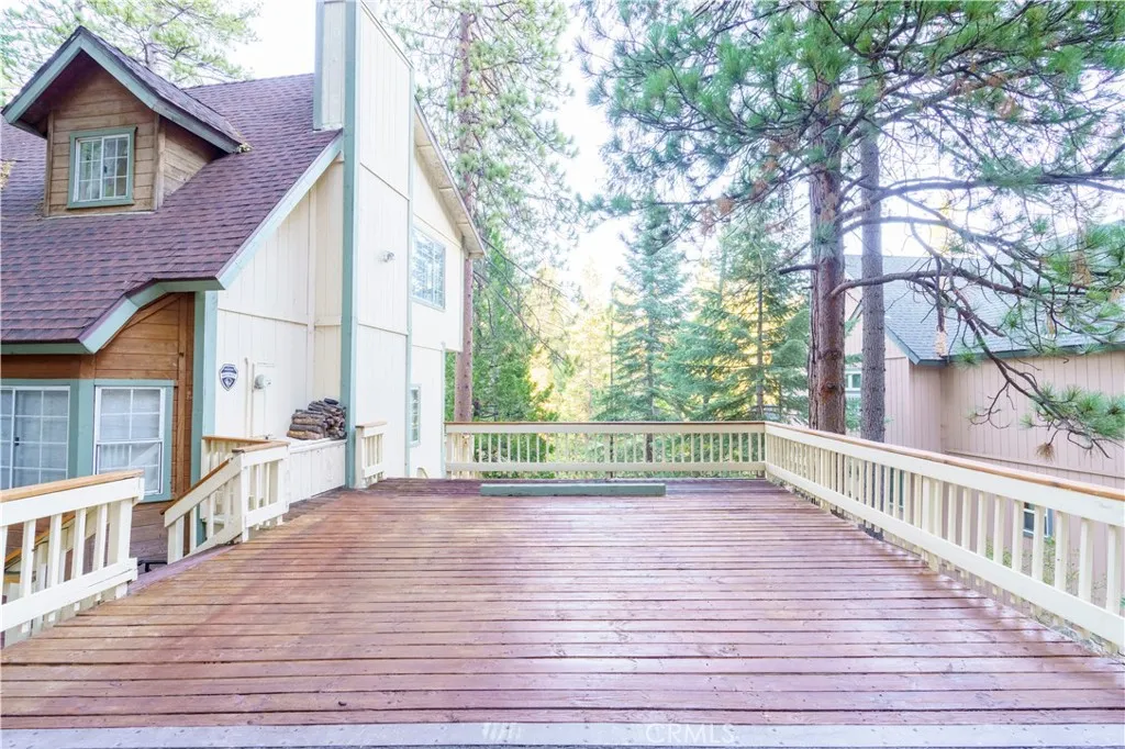 27381 Cottonwood Lane, Lake Arrowhead, California 92317 home-pic-3