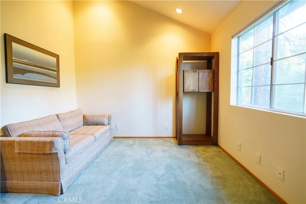 27381 Cottonwood Lane, Lake Arrowhead, California 92317 home-pic-23