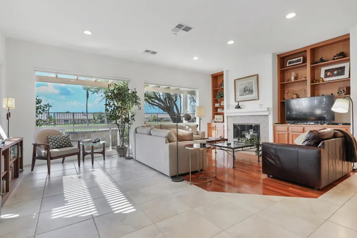 SunriseCanyonAve78325#6