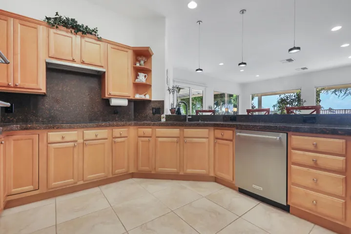 SunriseCanyonAve78325#14