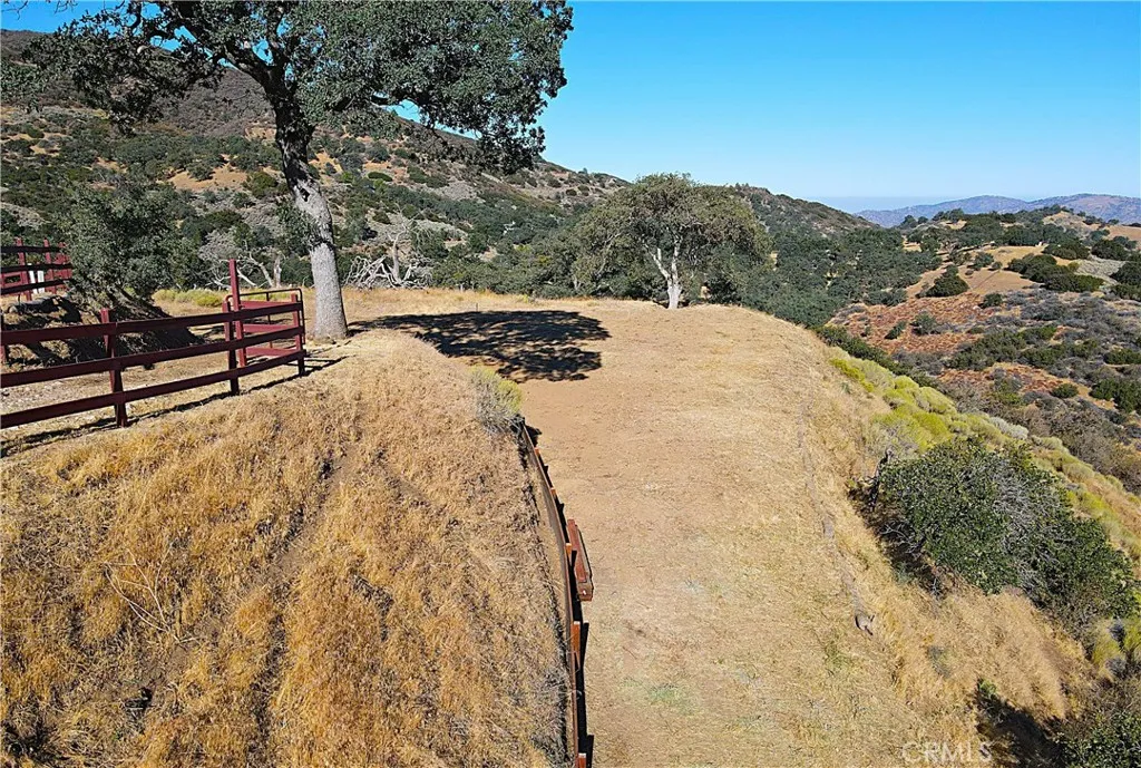 County grading plan approved the 15'X51' RV pad, but the engineered plans for the build have NOT been submitted yet!  For you, an income producing ADU may be of more interest...?  Or a larger home!!
