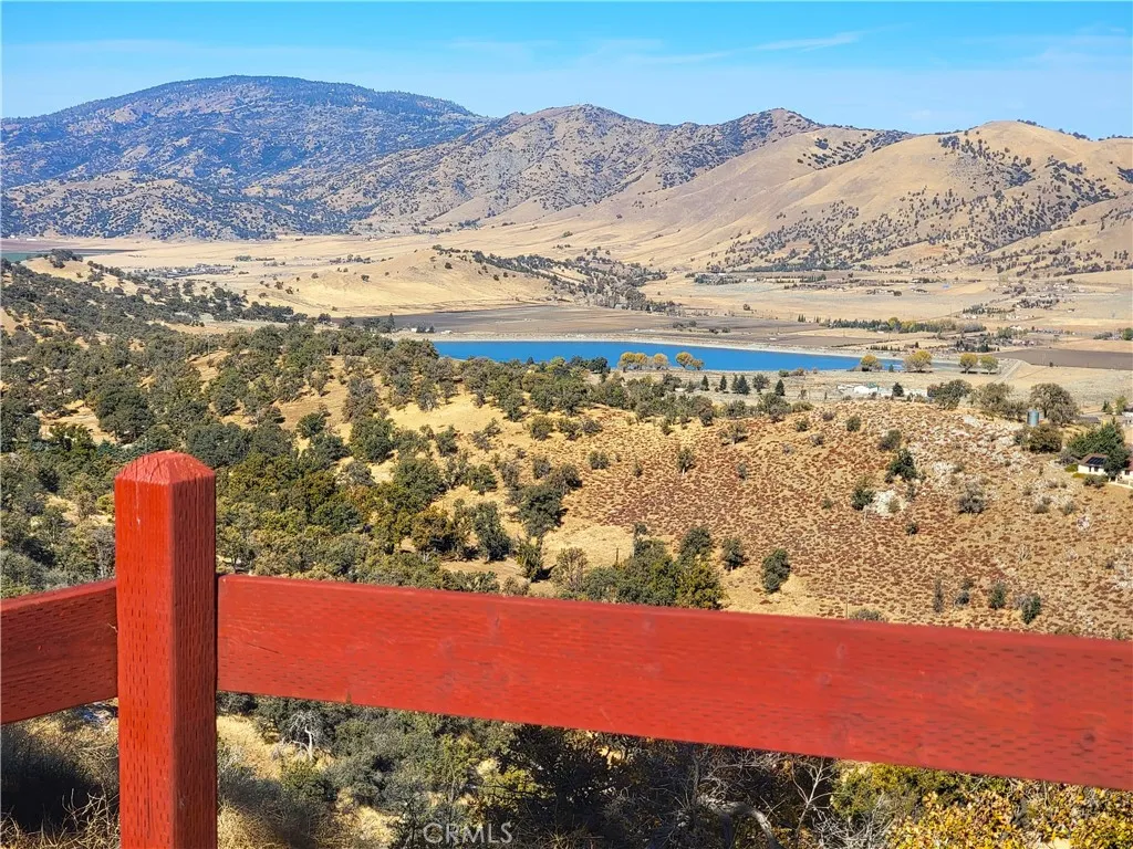 Yep.  That's your fence, and that's your view.