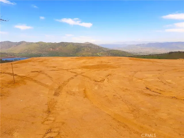 55' X 35' prepped building pad offering jaw-dropping, unobstructed views over Brite Lake and the rolling Tehachapi mountains.