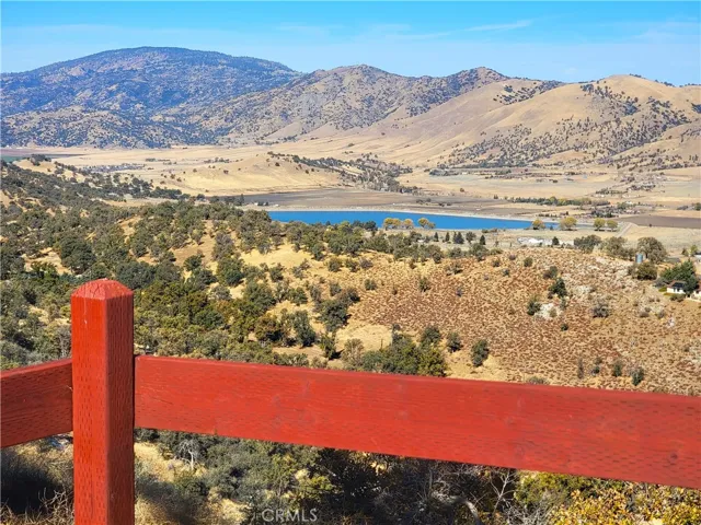 Yep.  That's your fence, and that's your view.