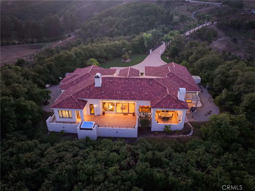 49650 Via Vaquero, Temecula, California 92590 home-pic-36