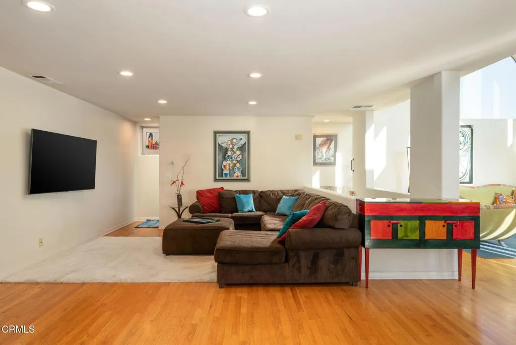 1401 Greenock Lane, Ventura, California 93001 home-pic-12
